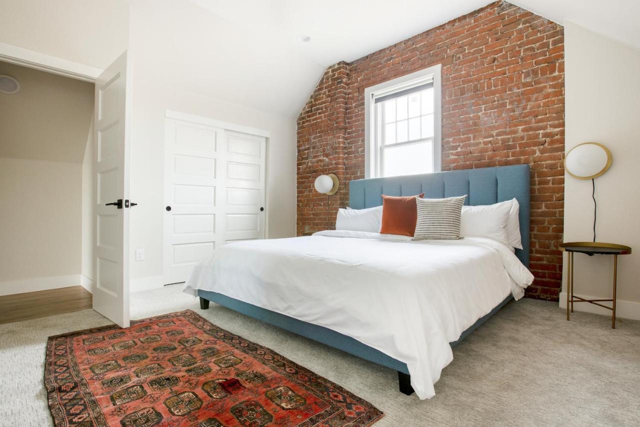Sonder The Essex Aparthotel Denveri nemzetközi repülőtér Kültér fotó